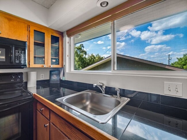 property at 2911 E 32nd Ave