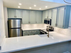 270 Dahlia Ave in Imperial Beach, CA - Building Photo - Building Photo