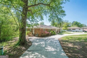 3710 Lynn Dr in Powder Springs, GA - Building Photo - Building Photo