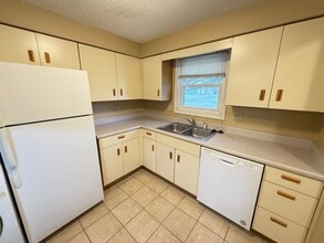 5633 Bluebird Ct in Fort Wayne, IN - Building Photo - Building Photo