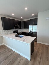 3365 A St in San Diego, CA - Foto de edificio - Building Photo