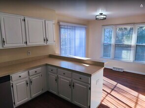 12452 Sweet Leaf Terrace in Fairfax, VA - Building Photo - Building Photo