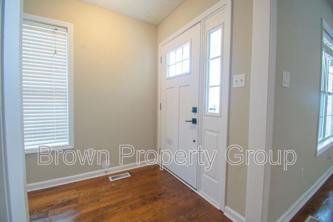 3685 Pioneer Dr in Hope Mills, NC - Building Photo - Building Photo