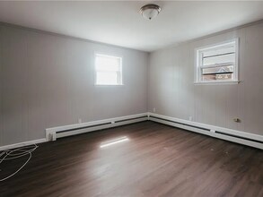 47 Grace St in Pawtucket, RI - Building Photo - Building Photo