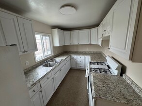 14 W Pleasant St in Long Beach, CA - Building Photo - Building Photo
