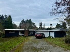 2990 Elk Valley Rd in Crescent City, CA - Building Photo
