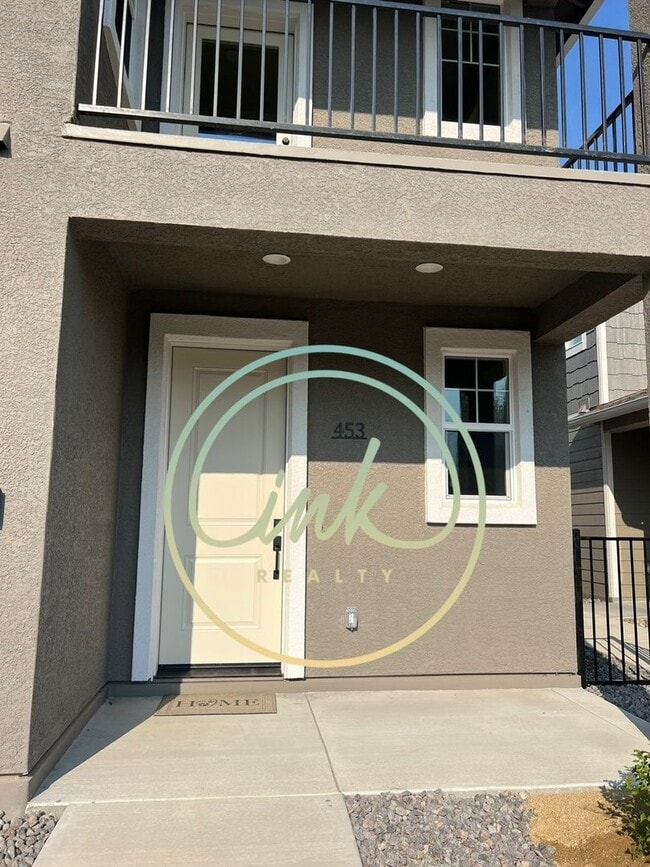 453 Blackbird Ln in Gardnerville, NV - Building Photo - Building Photo