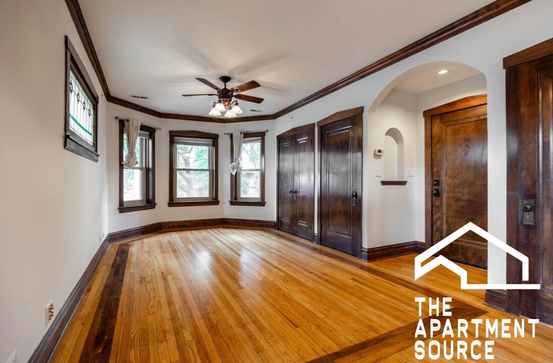 4309 N Richmond St, Unit 2 in Chicago, IL - Foto de edificio