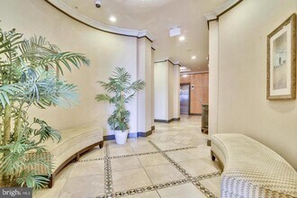 1220 N Fillmore St in Arlington, VA - Building Photo - Building Photo