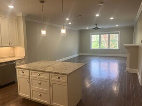 8 Island Ct in Easton, MA - Building Photo - Building Photo