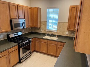 640 Moondancer Ct in Palm Beach Gardens, FL - Foto de edificio - Building Photo