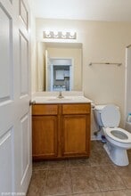 912 Neudearborn Ln in Naperville, IL - Building Photo - Building Photo