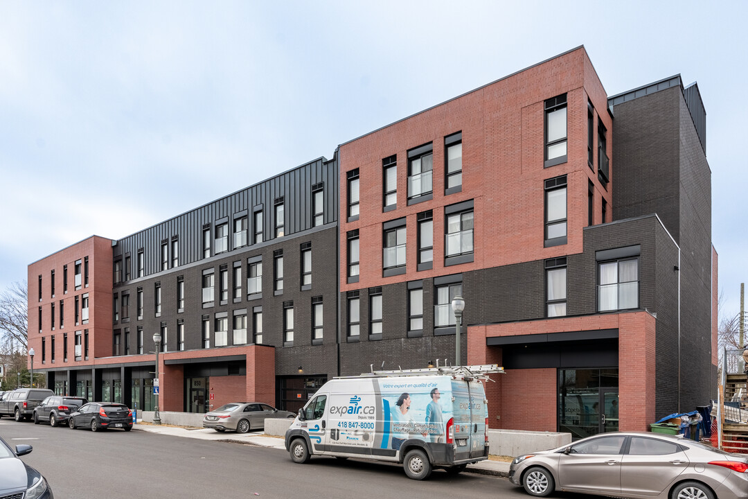 850 Myrand Av in Québec, QC - Building Photo