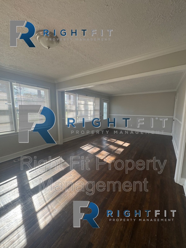 4383 Wilson St in Columbus, GA - Foto de edificio - Building Photo