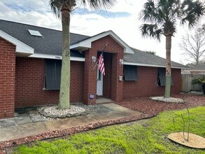 5061 Ring Rose Ct in Gulf Breeze, FL - Building Photo - Building Photo