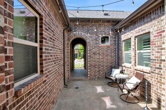 1205 Bull Valley Way in Arlington, TX - Building Photo - Building Photo