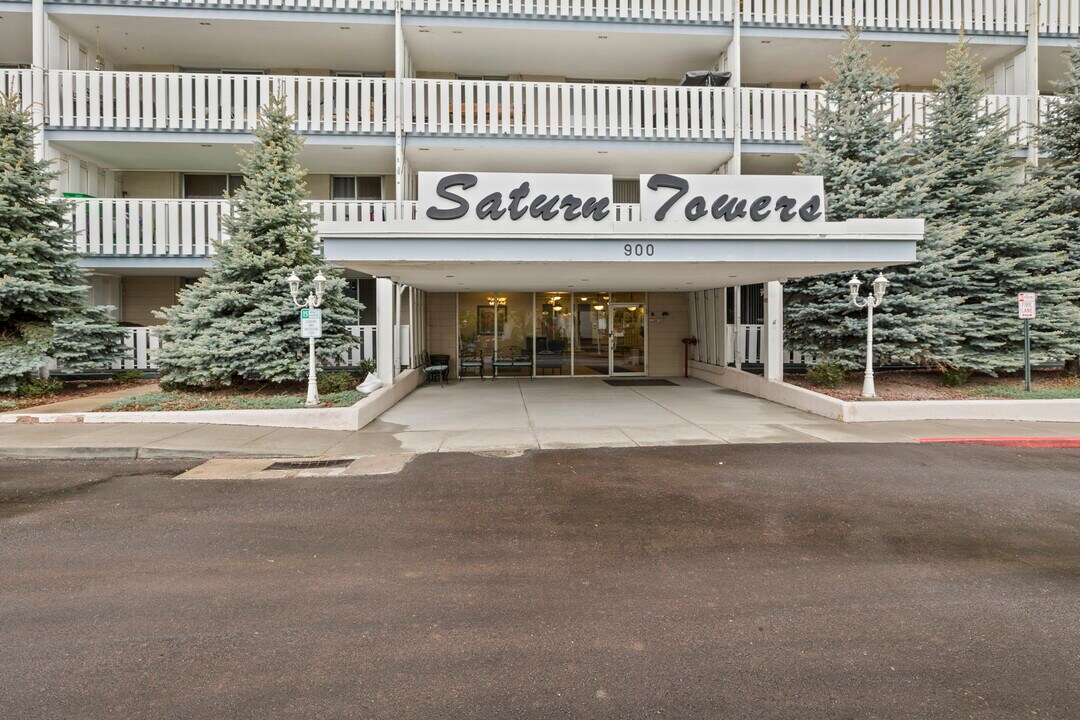 900 Saturn Dr in Colorado Springs, CO - Foto de edificio