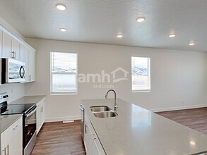 6570 Old Forest Dr in Park City, UT - Building Photo - Building Photo