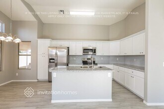 14943 W Maui Ln in Surprise, AZ - Building Photo - Building Photo