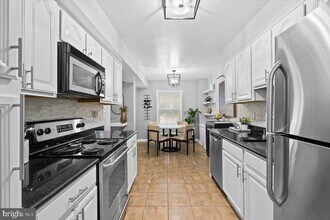 3332 Spring Ln in Falls Church, VA - Building Photo - Building Photo