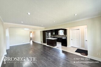 73 Kilgreggan Crescent in Toronto, ON - Building Photo - Building Photo