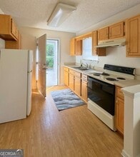 110 Lake Crest Dr in Kingsland, GA - Building Photo - Building Photo