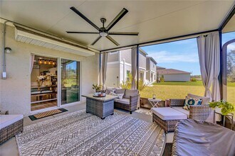 5532 Summer Sunset Dr in Apollo Beach, FL - Building Photo - Building Photo