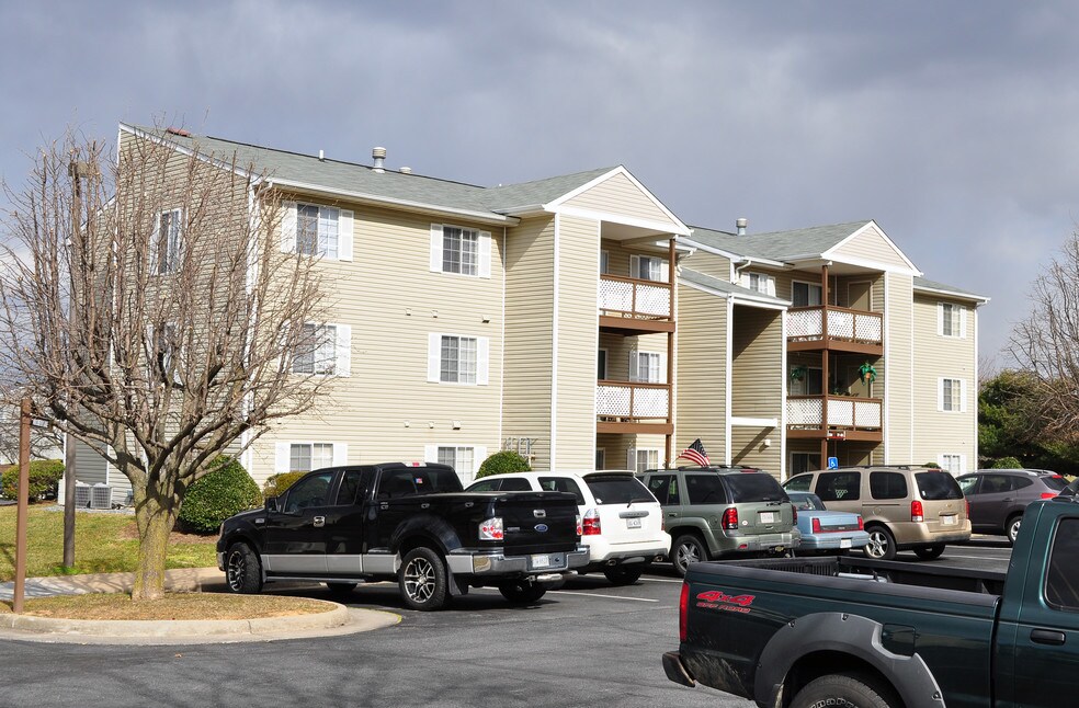 Orchardcrest Apartments Winchester, VA Apartments For Rent