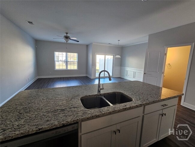 325 Gov Gwinnett Way