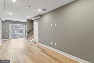 1615 Poplar St in Philadelphia, PA - Building Photo