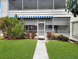 3154 Meridian Way S in Palm Beach Gardens, FL - Building Photo