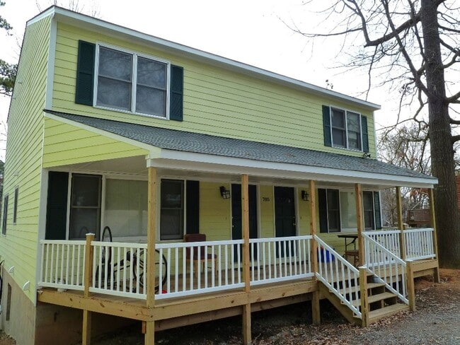 property at 705 Edwards St