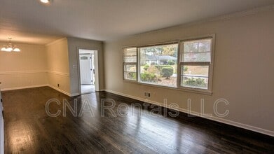 294 Robin Ln SE in Marietta, GA - Building Photo - Building Photo