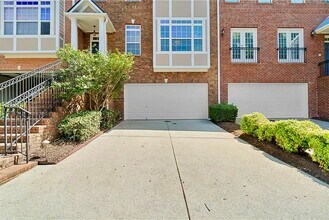 6061 Farrell Way in Duluth, GA - Building Photo - Building Photo