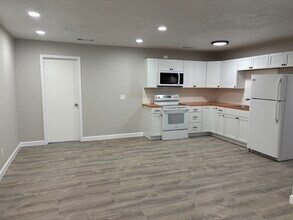 1809 Sawmill Pl in Mansfield, OH - Building Photo - Building Photo