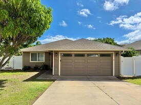 932 Ha'awi Loop in Wailuku, HI - Building Photo