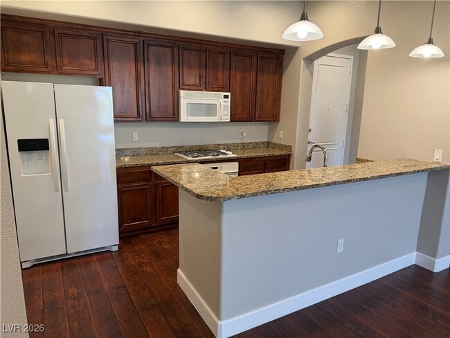 56 E Serene Ave in Las Vegas, NV - Foto de edificio - Building Photo