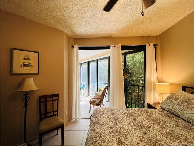 property at 221 NE Plantation Rd