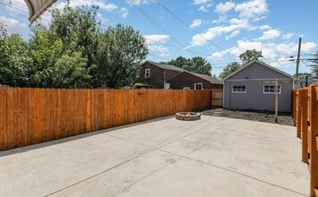 28 N Grant St in Manheim, PA - Building Photo - Building Photo