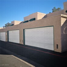 6750 Del Rey Ave in Las Vegas, NV - Building Photo - Building Photo