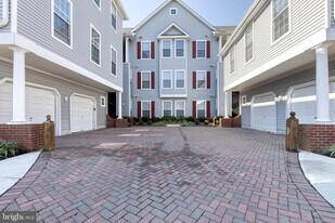 5003 Hollington Dr in Owings Mills, MD - Building Photo