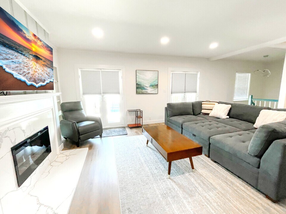 1505 Ocean Ave in Seal Beach, CA - Foto de edificio