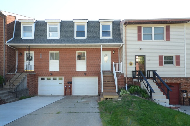 property at 121 Westfield Dr
