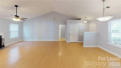 13906 Glendevon Ct in Charlotte, NC - Foto de edificio - Building Photo