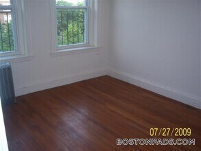 231-235 Park Dr in Boston, MA - Building Photo - Building Photo