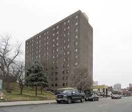 Wesley Senior Towers in St. Joseph, MO - Building Photo - Building Photo