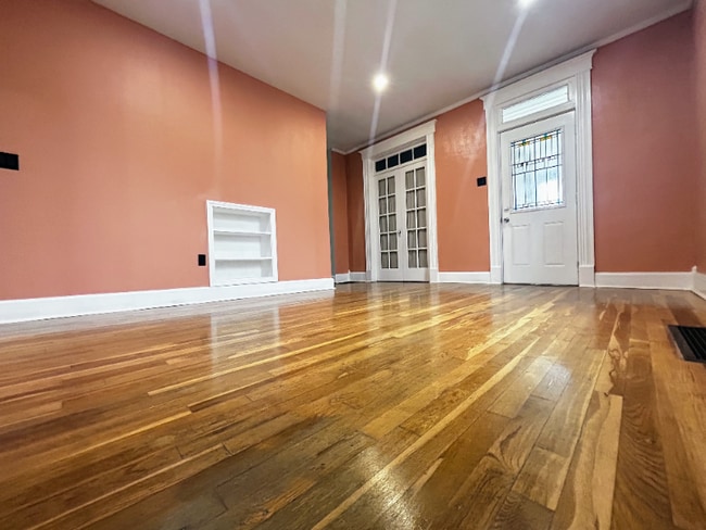 property at 2500 S Vine St