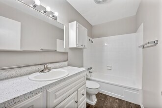 The Colonial Apartments in Nacogdoches, TX - Building Photo - Building Photo