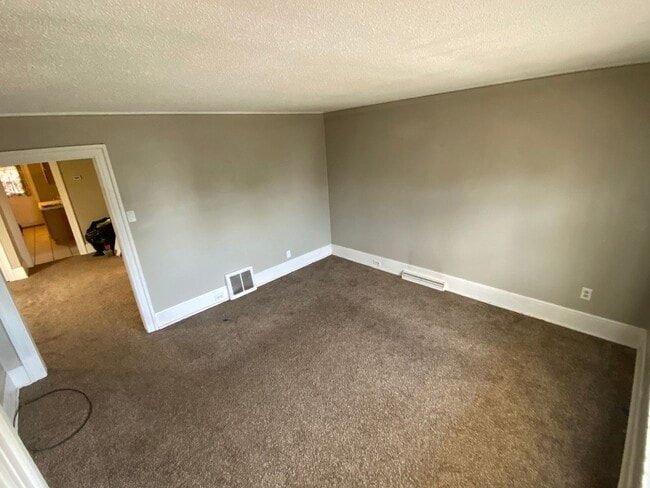 property at 15 E 8th St