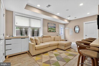 1014 10th St NE in Washington, DC - Building Photo - Building Photo